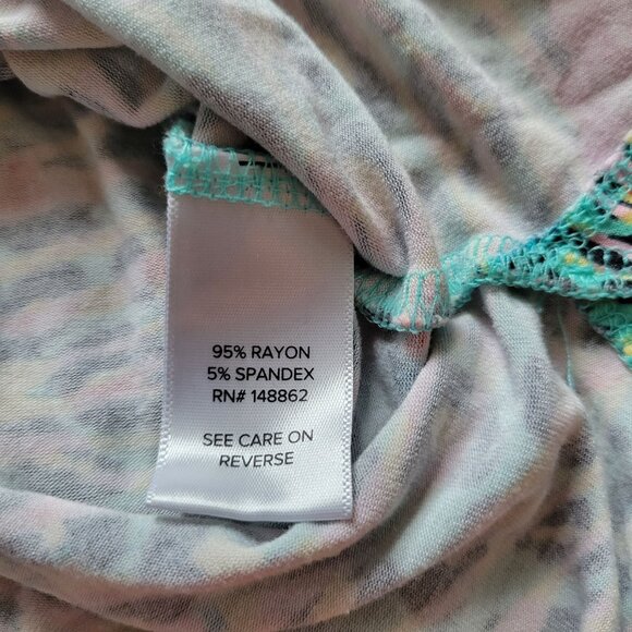 Torrid Super Soft Knit Top V-Neck Floral & Animal Print Criss-Cross Detail Size - Picture 4 of 7